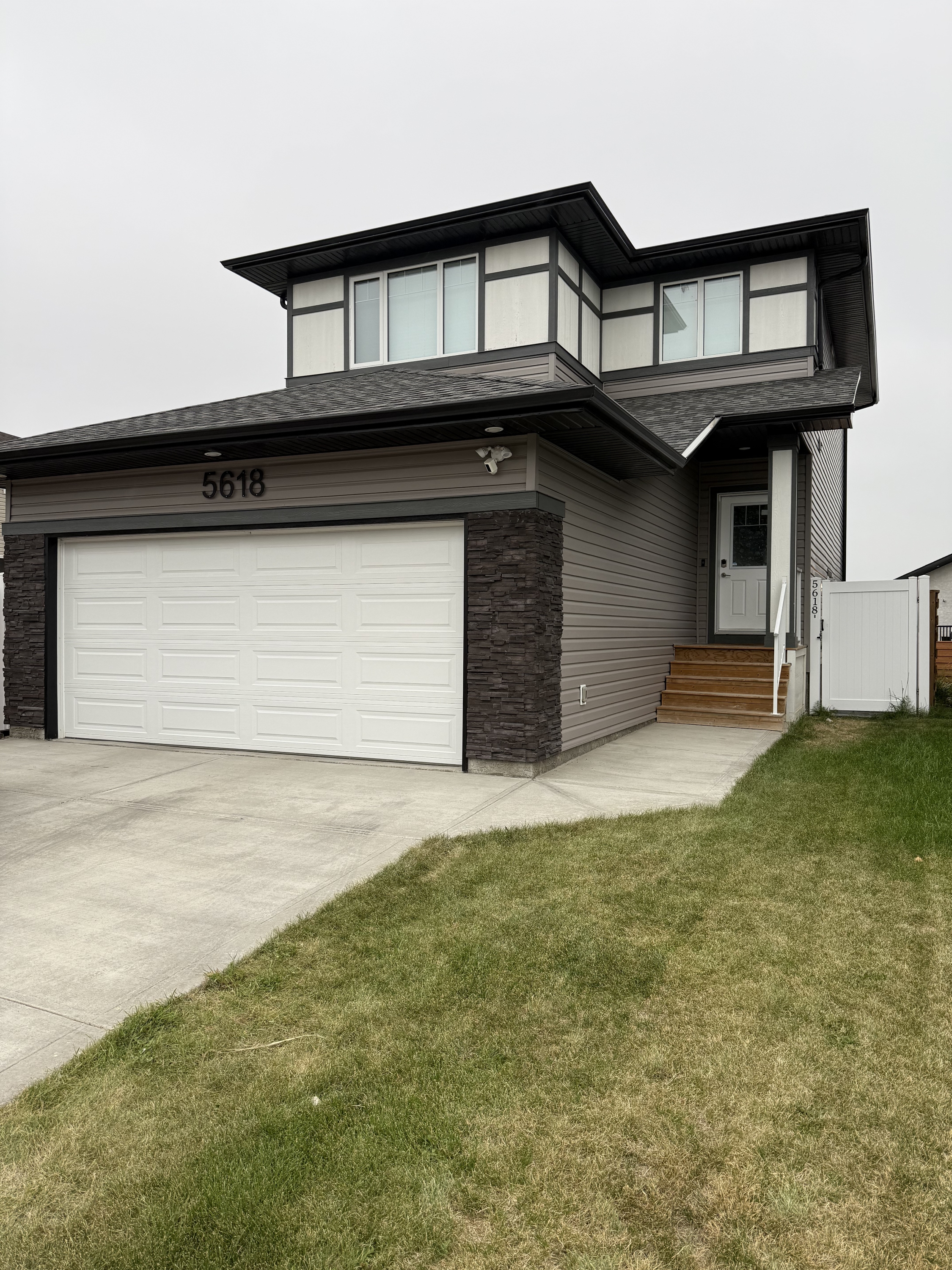 5618 Norseman Crescent